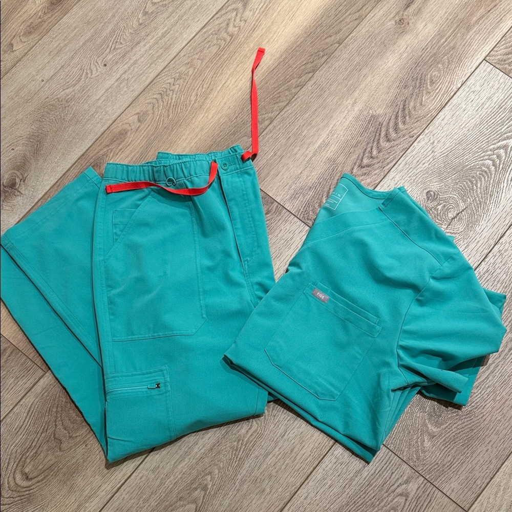 Figs Teal Scrub Set